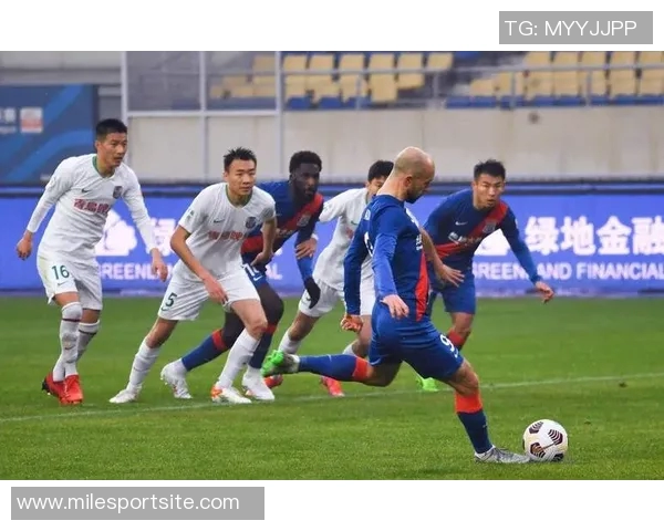 申花队将于12月2日重新集结备战广岛三箭球员短假期即将结束